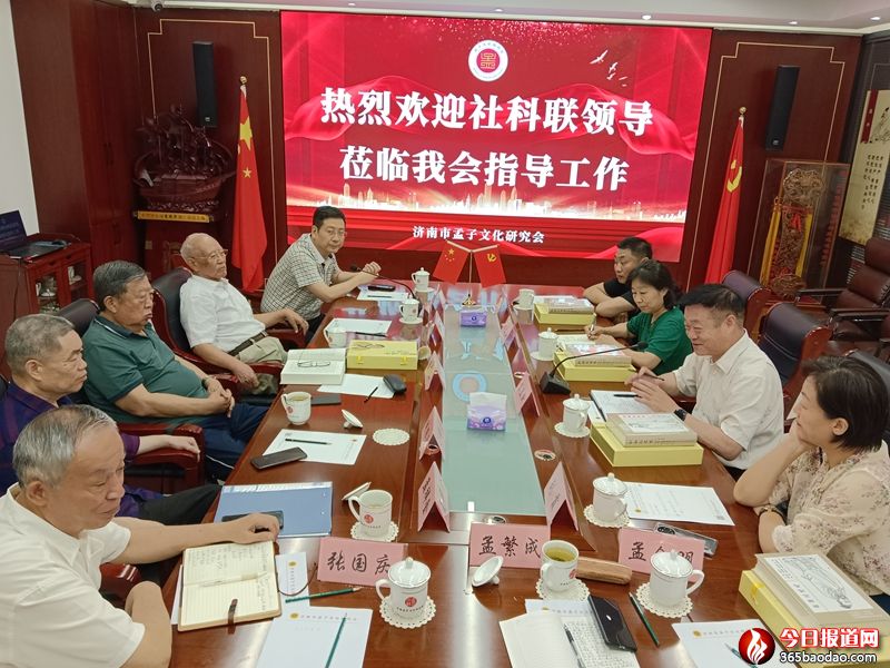  ��������������¸���ϯһ�е������������Ļ��о���ָ������