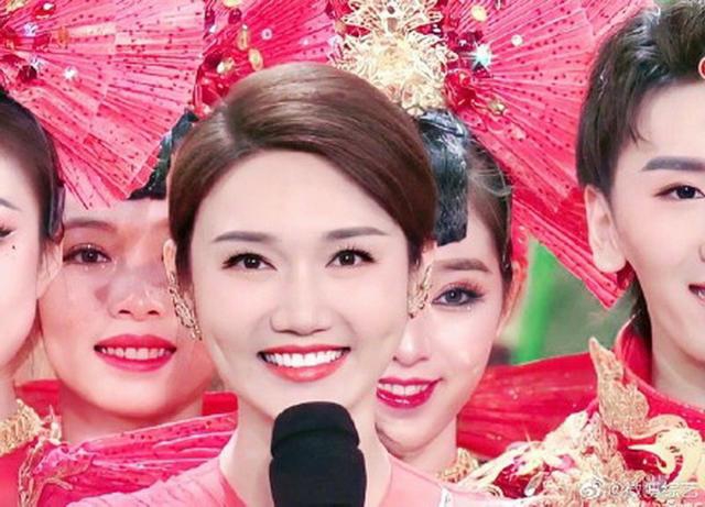 ������o��СŮ���ֻ��ˣ����󡢏��w�I�ϴ������㣬��o��׷֣�