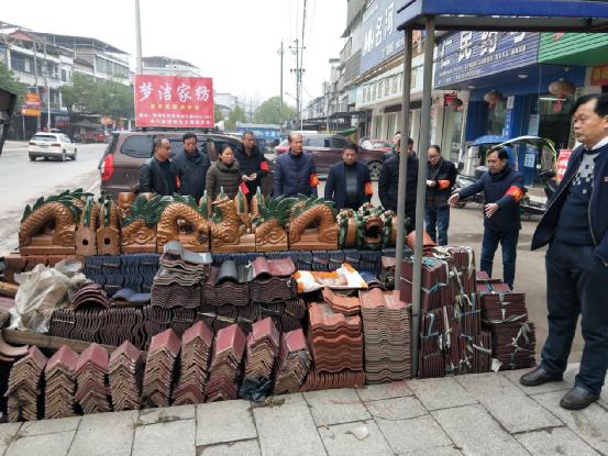 ����ʡ���ϿhȪ���(zh��n)�_չ�h(hu��n)���l(w��i)�����������ɸɃ��ӭ����(ji��)