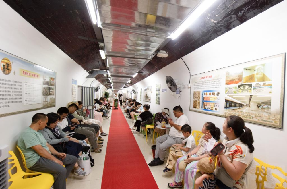 �Ͼ��˷����̼{���c�򹫱��_��