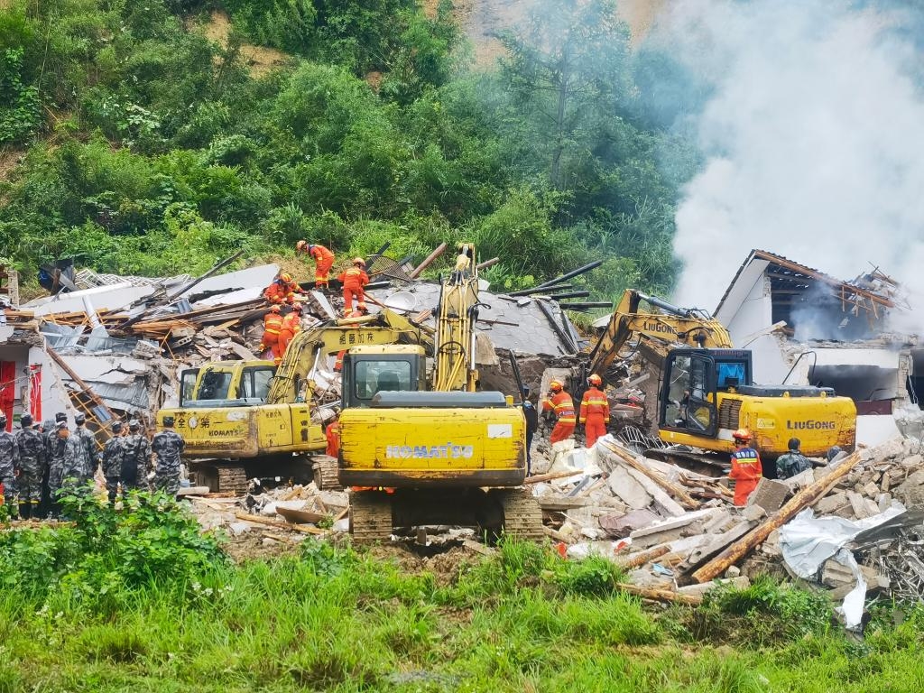 �����»�ͻ�lɽ�w�������8��ʧ