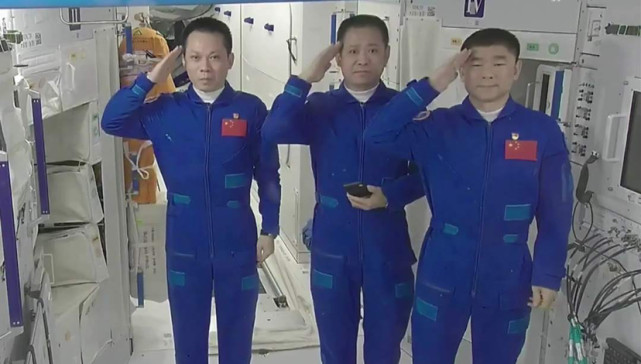 ��ʮ���w���ѳ��x���gվ����������Tʲô�r(sh��)����_(d��)����